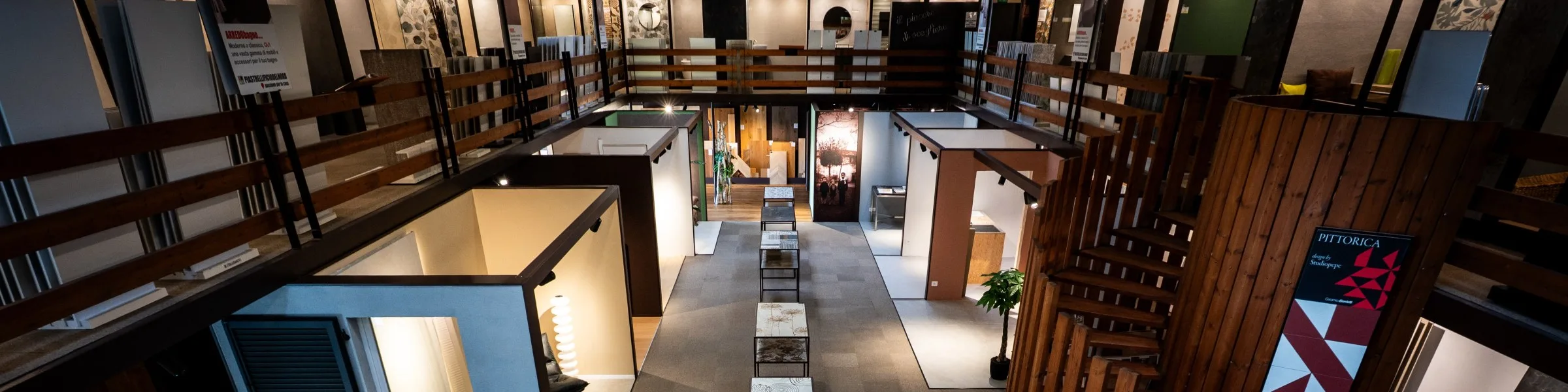 Showroom TARANTOLA.CASA ad Abbiategrasso: piastrelle, parquet, arredo bagno